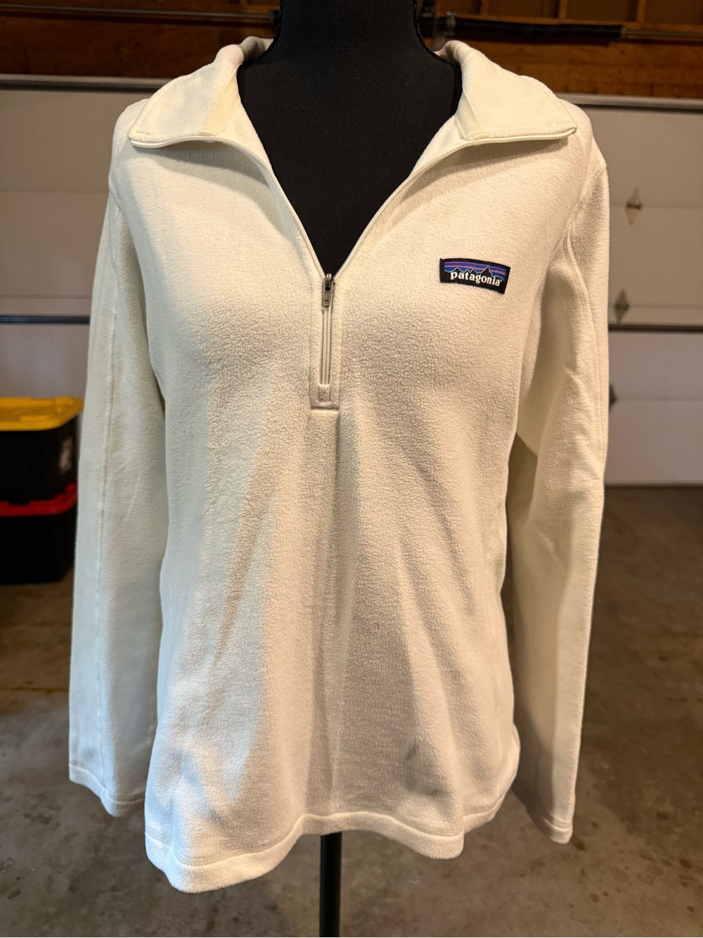 Patagonia Women's Cream Half-Zip Fleece Pullover